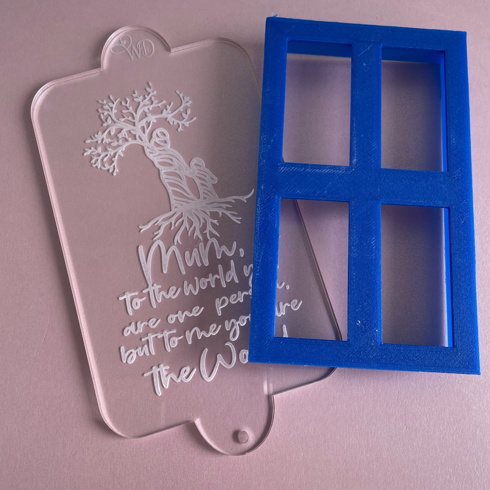 Mum and Child Quote Embosser and Cookie Cutter Set.