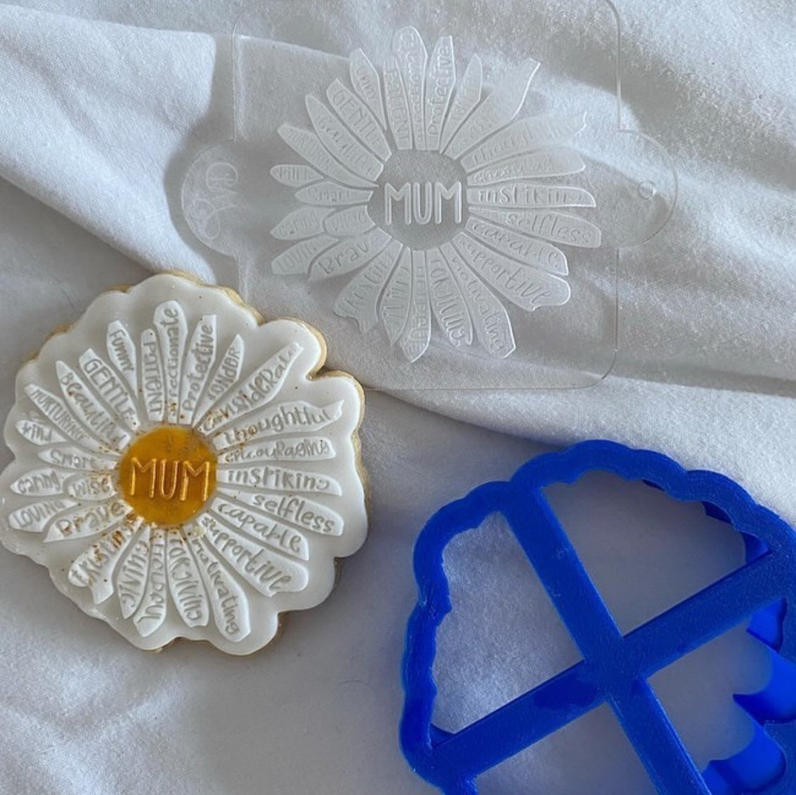 Sunflower Mum Words Embosser and Matching Cookie Cutter Set.